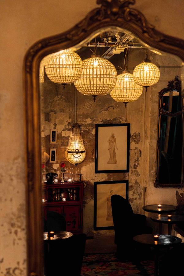 Le bar speakeasy Rehab à l’hôtel Normandy Le Chantier © Clemence Sahuc Le bar speakeasy Rehab à l'hôtel Normandy Le Chantier © Clemence Sahuc